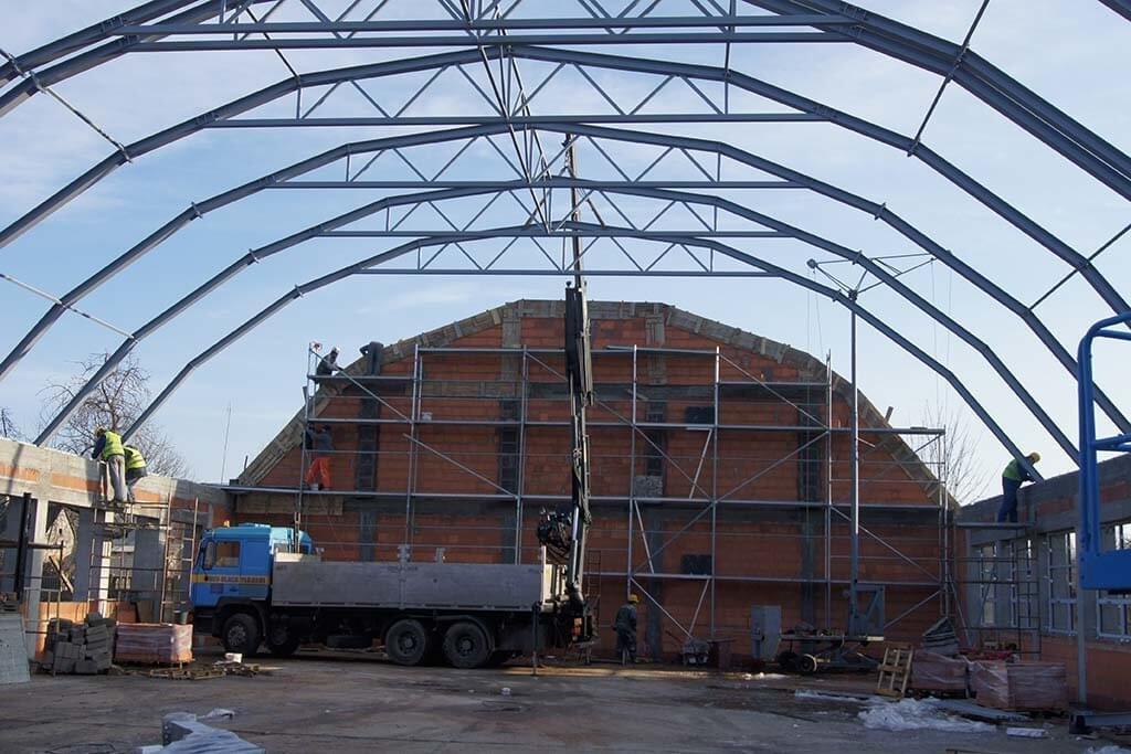 You are currently viewing Łukowa konstrukcja stalowego dachu